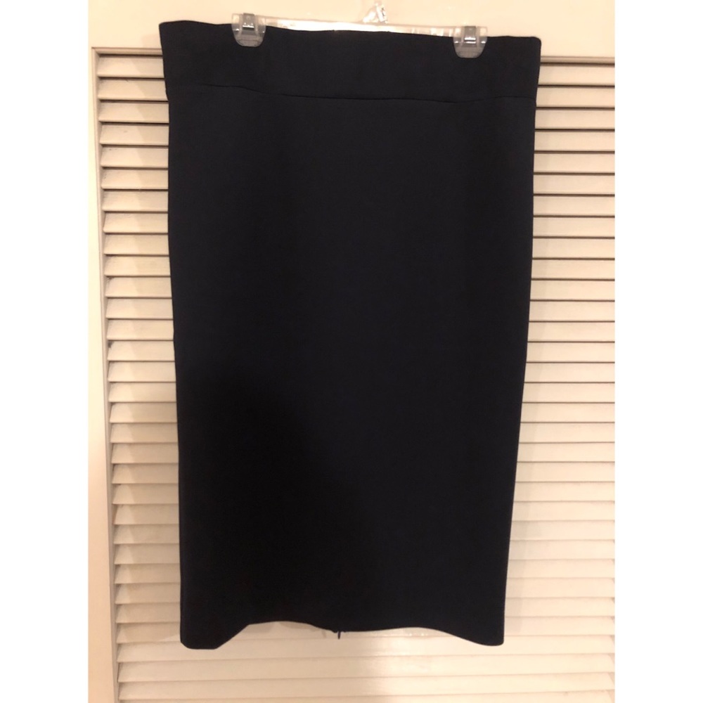 Navy Eloquii Scuba Midi Skirt